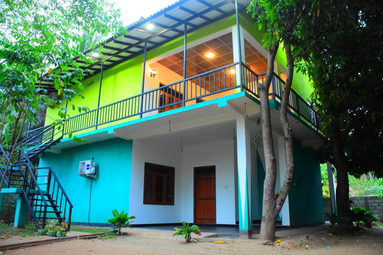 Kuma Safari Lodge 达瓦拉维 外观 照片